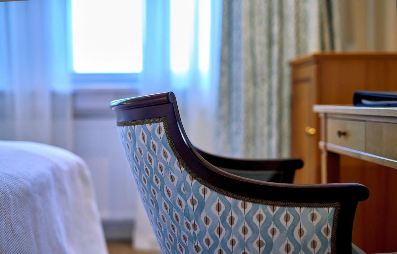 Grandhotel Hessischer Hof - Hotel Frankfurt Франкфурт на Майн Екстериор снимка